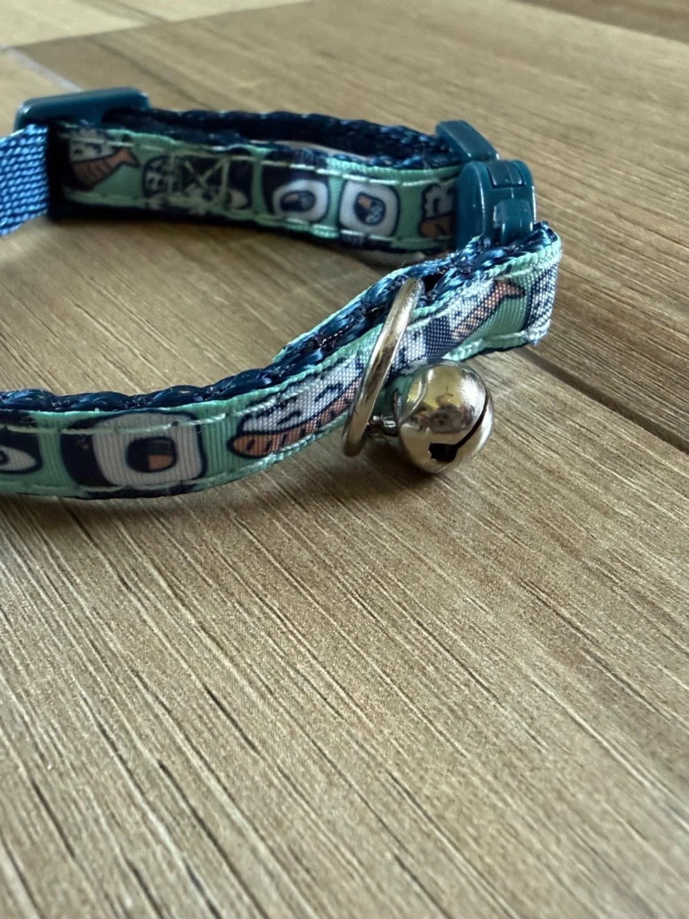 Super cute sushi, cat collar with bell new with tags